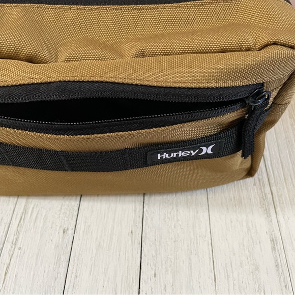Hurley Men’s Toiletries Bag Zippered NWT Golden Doodle - Picture 7 of 14